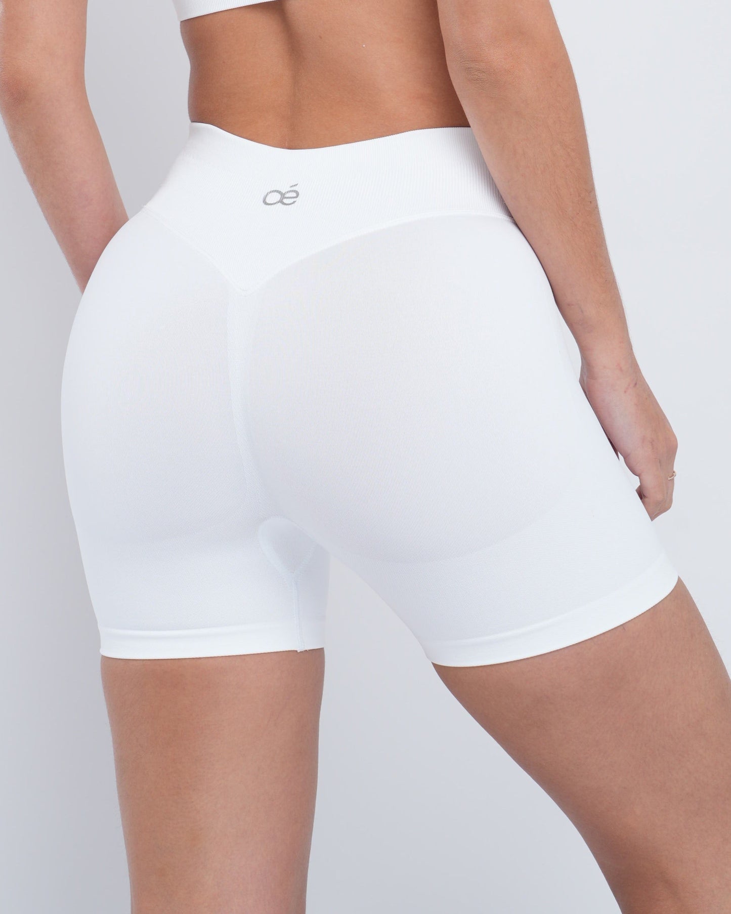 Thrive Shorts 4.5"