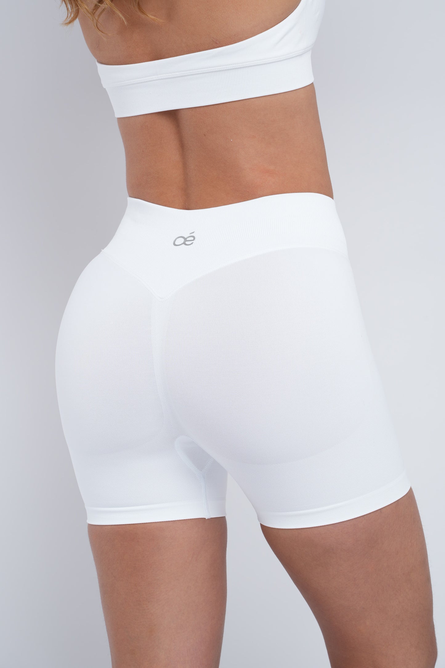 Thrive Shorts 4.5"