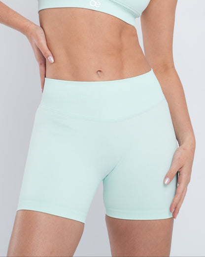Thrive Shorts 4.5"