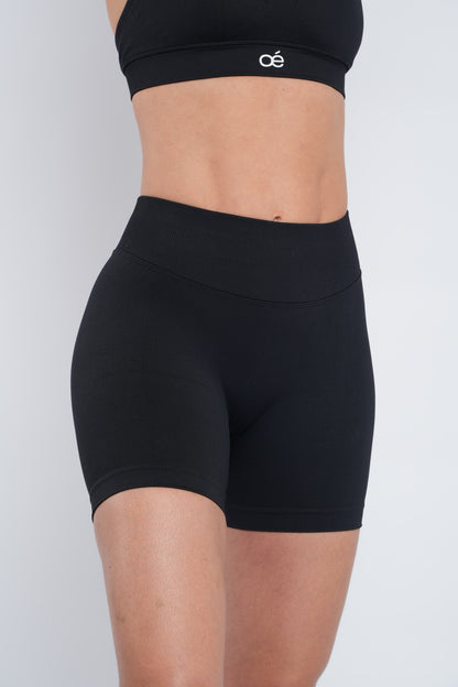 Thrive Shorts 4.5"